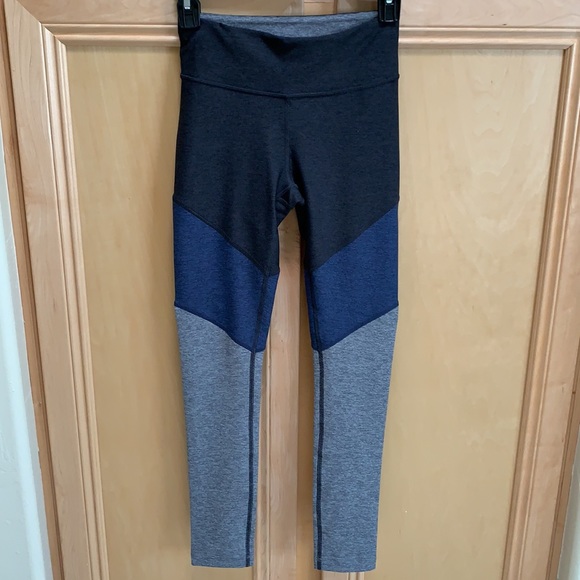 Outdoor Voices 7/8 Springs Leggings - Picture 6 of 12